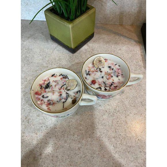 Vintage Tea Cup Homemade Sandalwood Peony Tangerine Candles - Picture 4 of 6